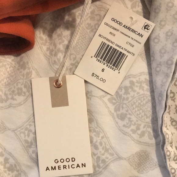 Good American Boyfriend Sweatpant - Picture 6 of 8